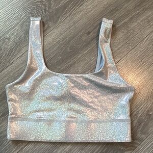 Fabletics Harlyn medium impact sports bra, glitter hologram extra small